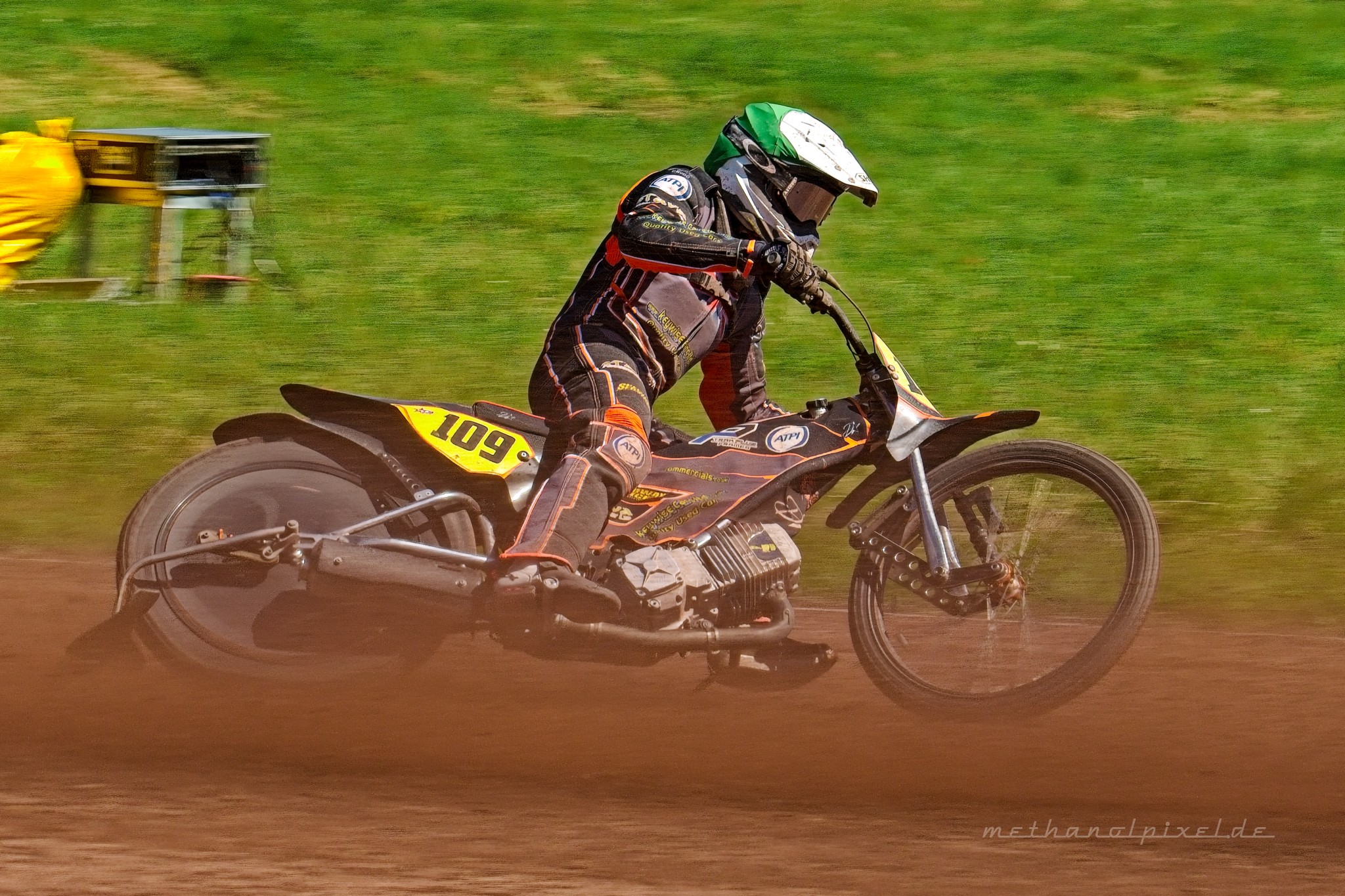 ILCE 7M4   A7401009 2048